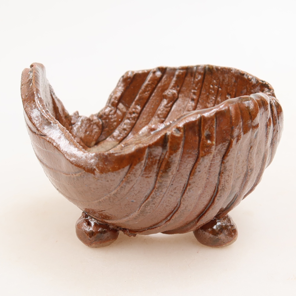 Keramická Skořápka  9 x 8,5 x 6 cm , barva hnědá