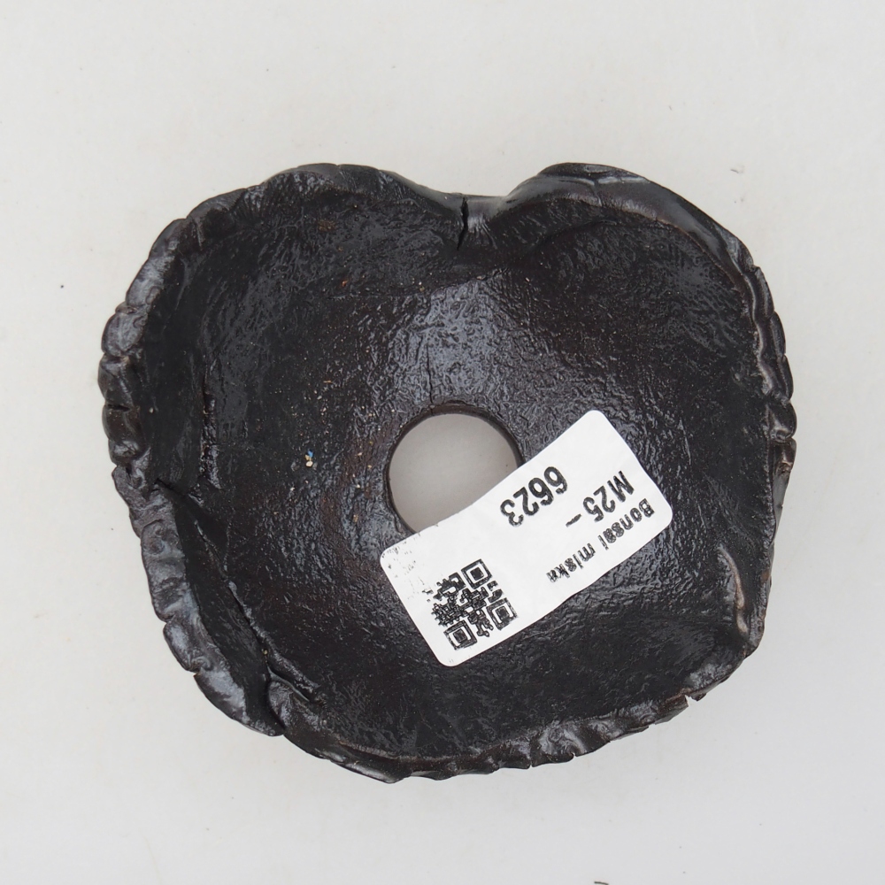 Keramická Skořápka  8,5 x 8 x 5 cm , barva černá