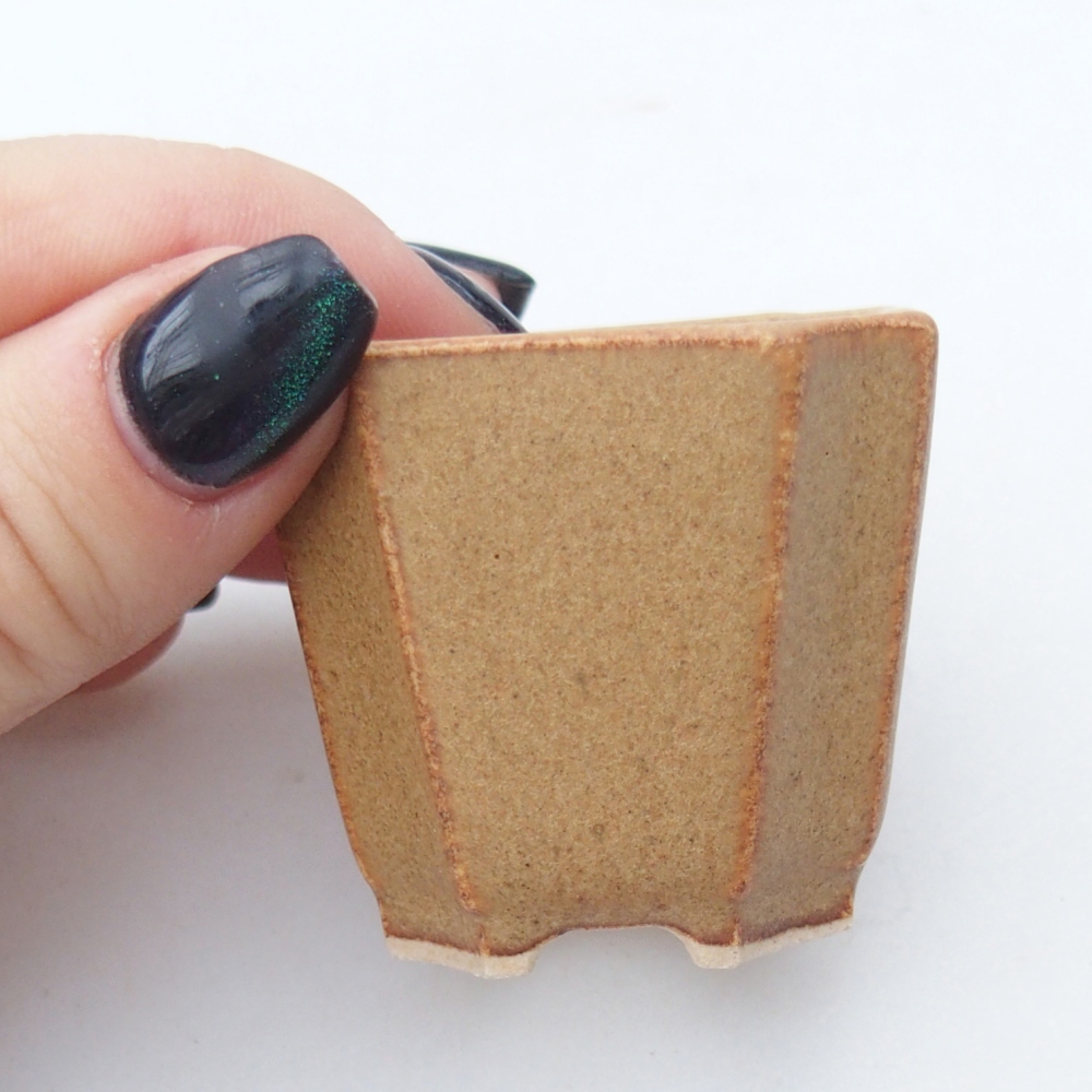 Mini bonsai miska 4,5 x 4,5 x 4 cm, barva hnědá