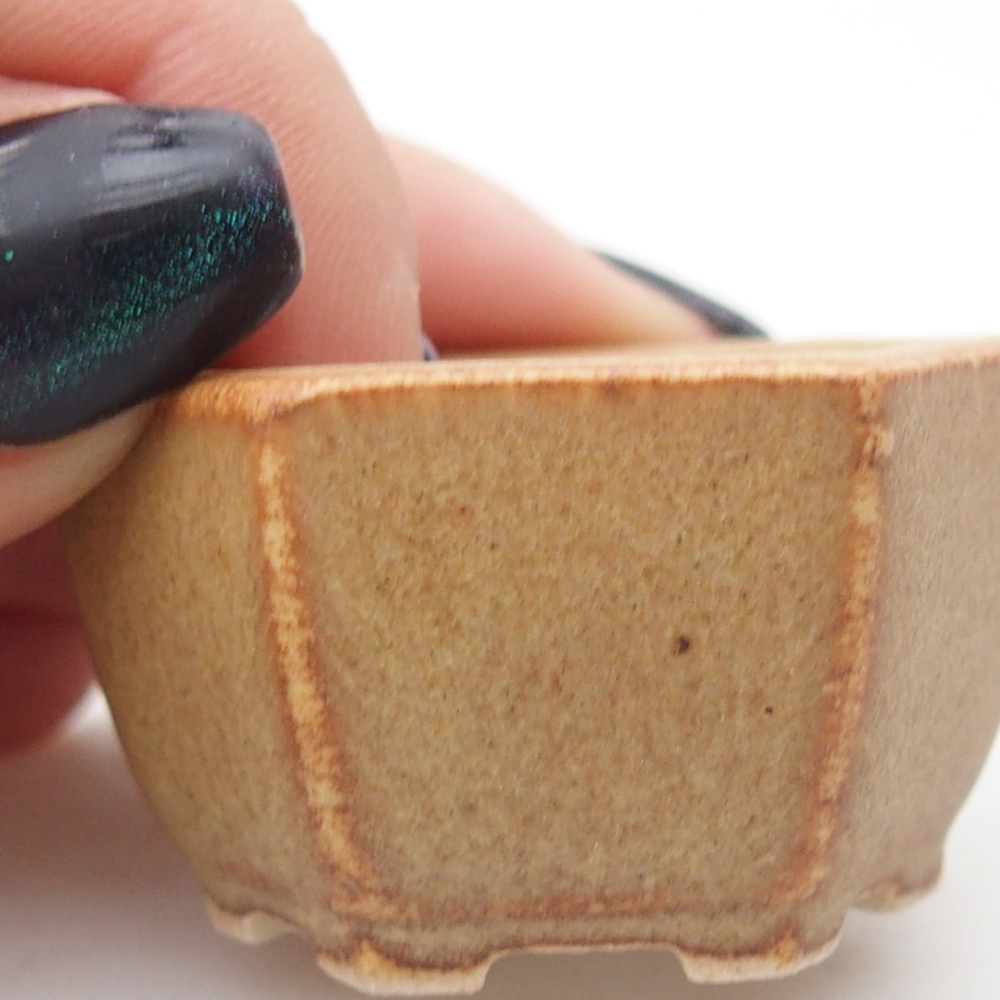 Mini bonsai miska 4 x 3,5 x 2 cm, barva hnědá