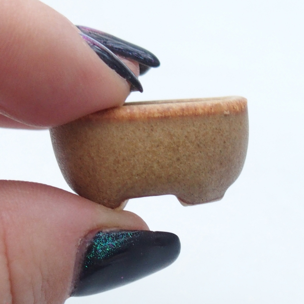 Mini bonsai miska 2,5 x 2 x 1,5 cm, barva hnědá