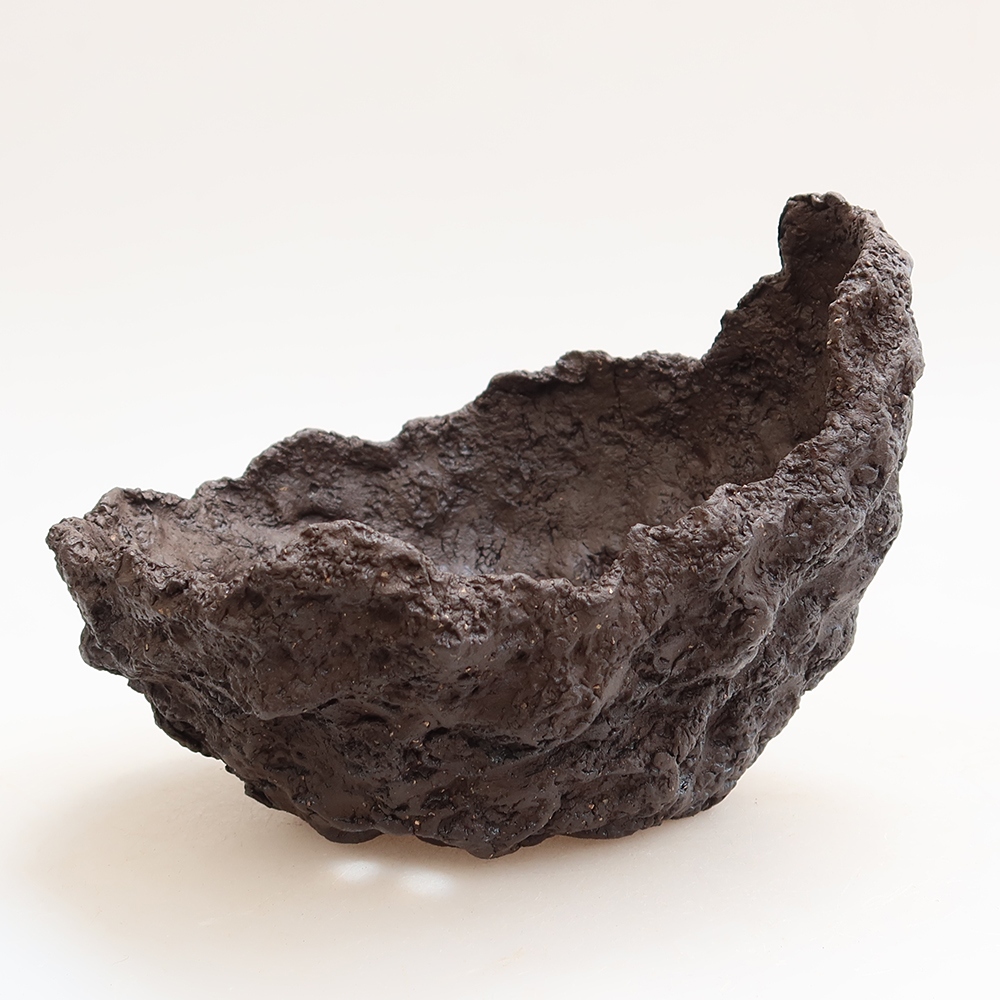 Keramická Skořápka 14,5 x 12 x 13 cm , barva hnědá