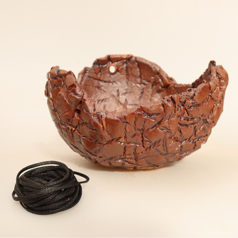 Keramická Skořápka na Kokedamu 12,5 x 12 x 7 cm , barva hnědá