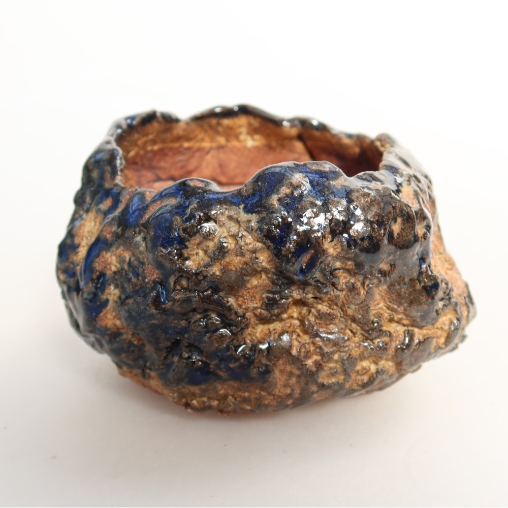 Keramická Skořápka  7 x 7 x 5,5 cm , barva modrohnědá