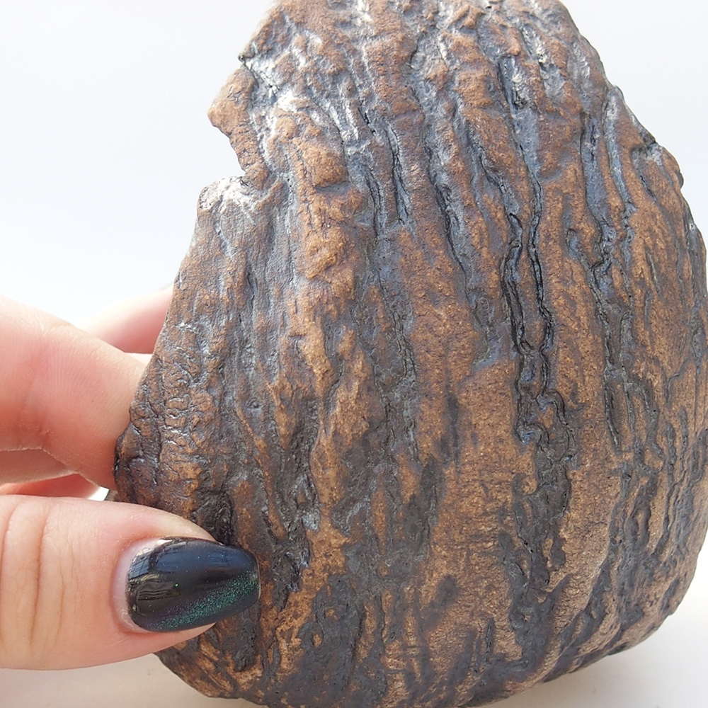 Keramická Skořápka 9,5 x 9 x 12 cm , barva hnědá