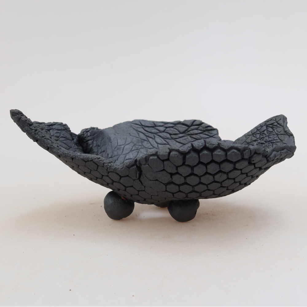 Keramická Skořápka  13,5 x 9,5 x 6 cm , barva kovová