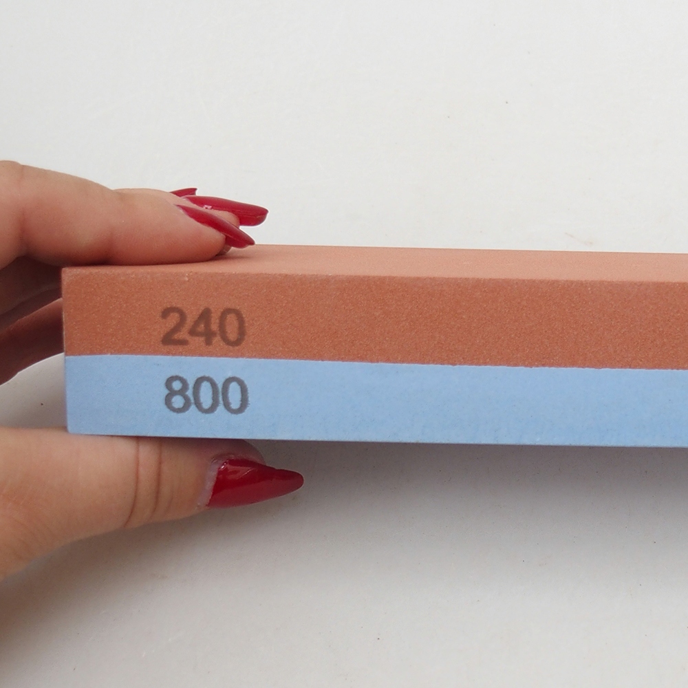 Brousek na nářadí jemný-hrubý