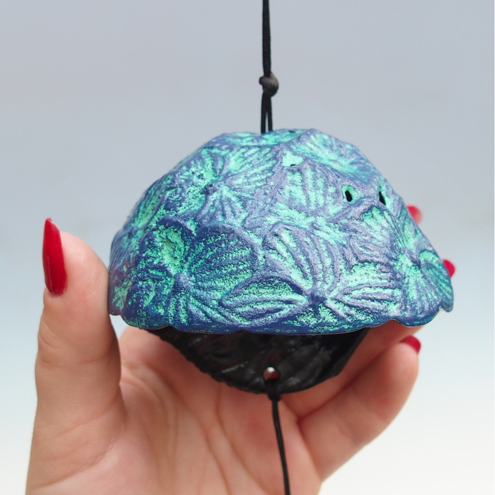 Kovový zvonek do větru, barva modrozelená