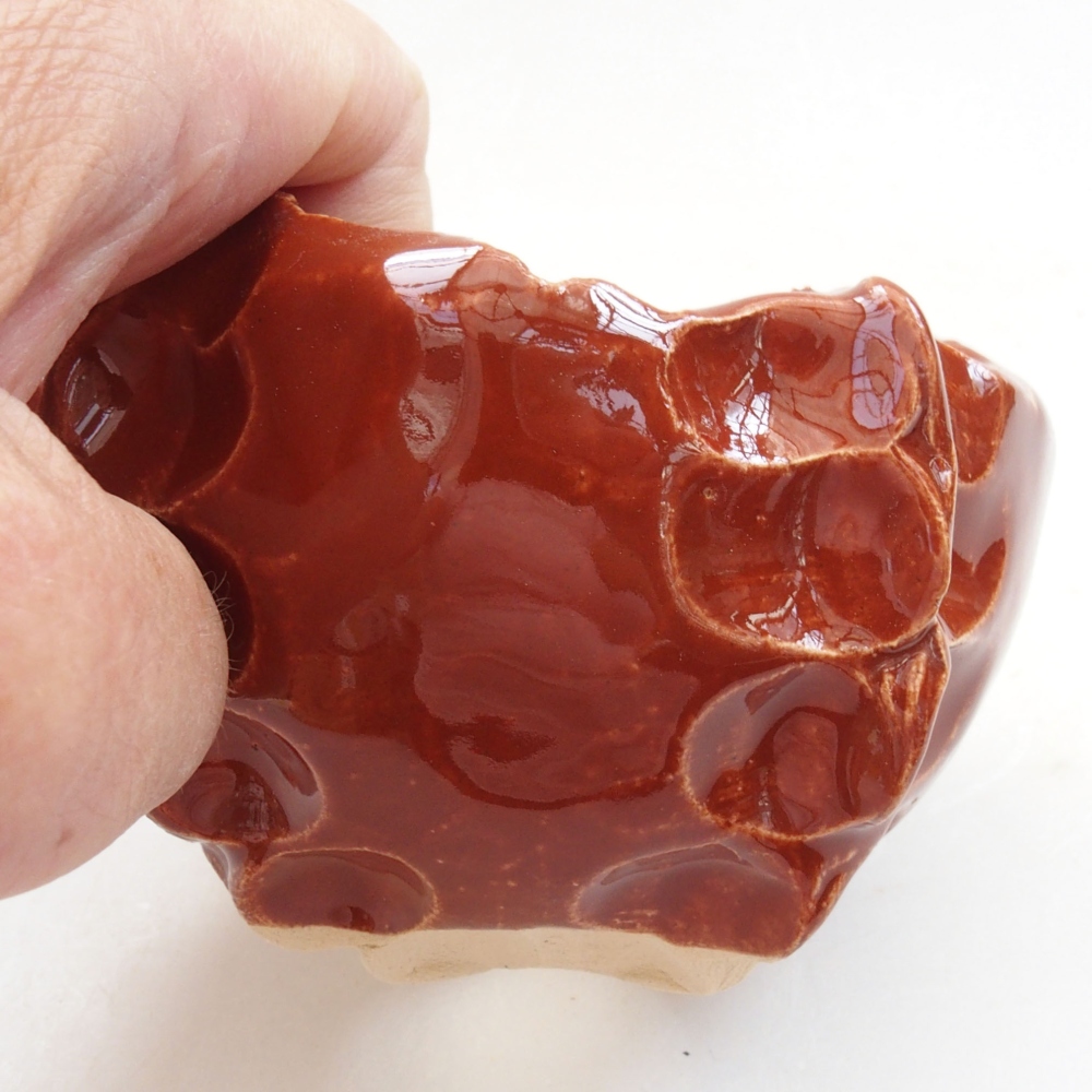 Keramická Skořápka  7 x 7 x 6,5 cm , barva hnědá