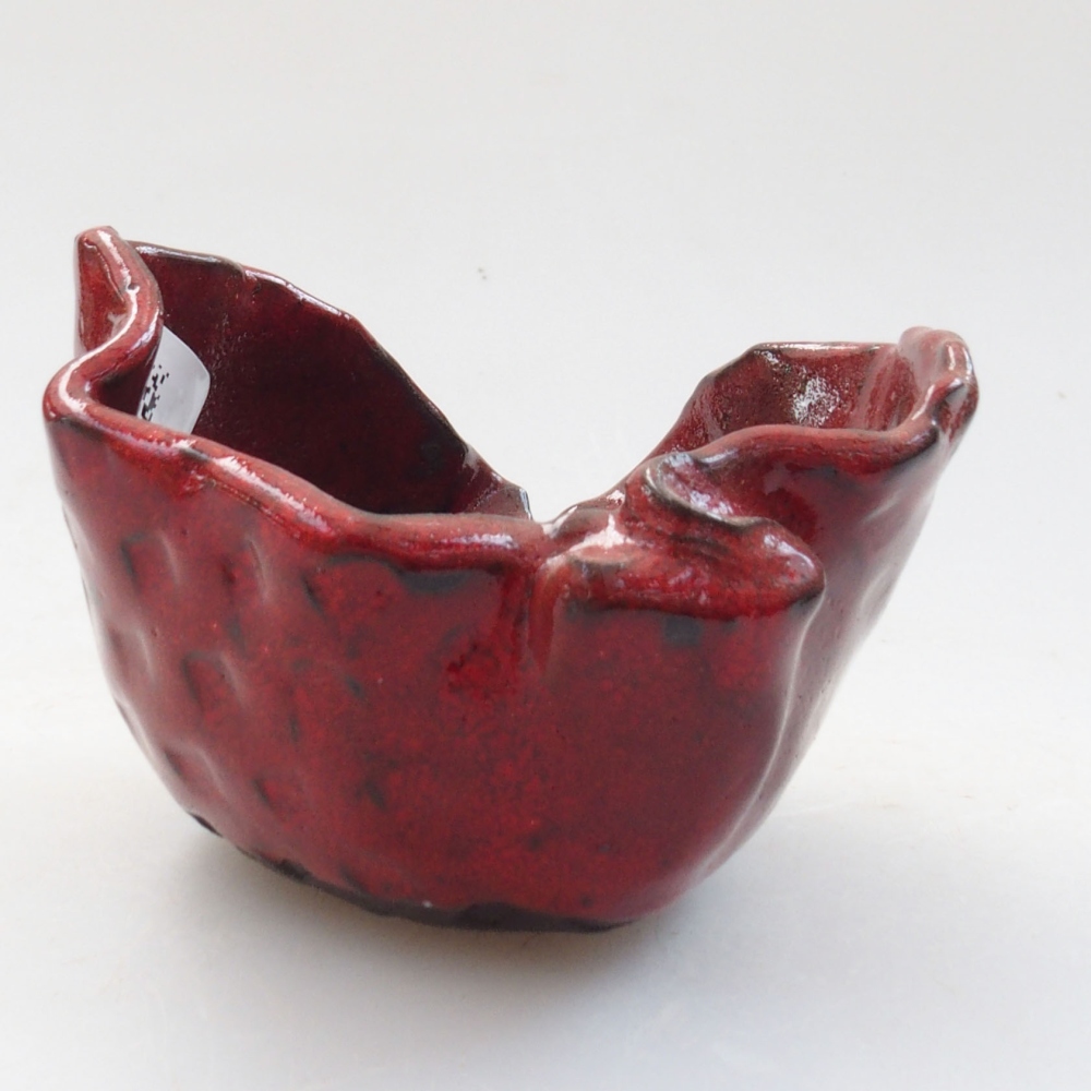 Keramická Skořápka  8 x 7,5 x 6 cm , barva červená