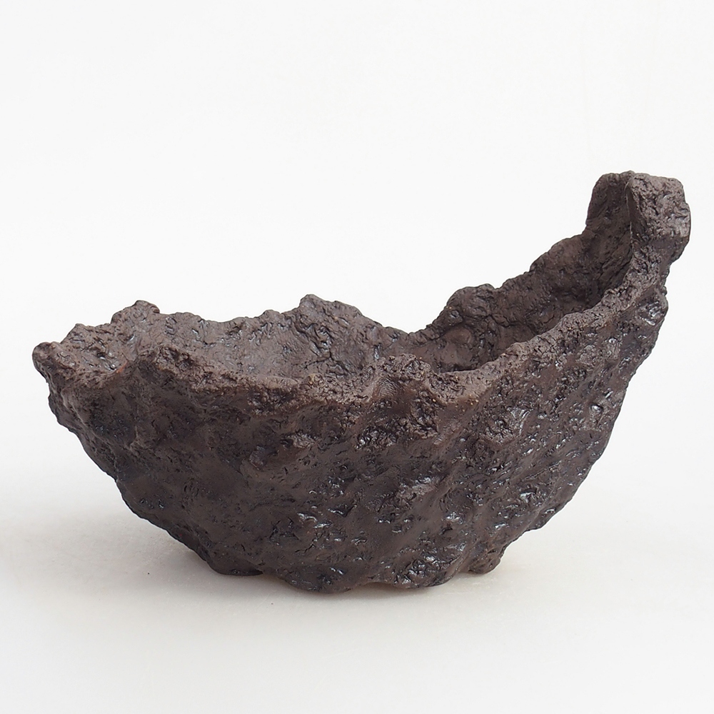 Keramická Skořápka 18 x 16 x 15 cm , barva hnědá