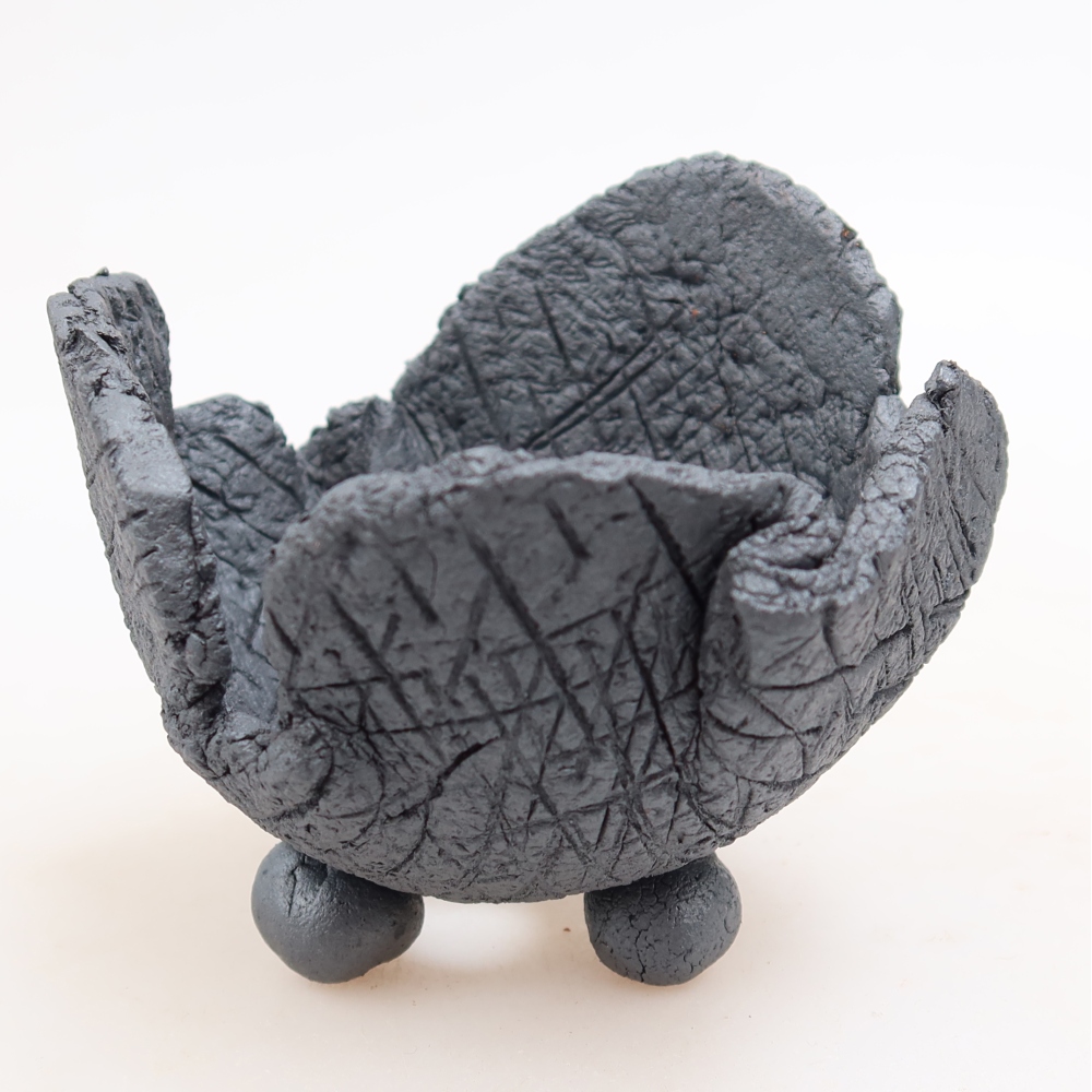 Keramická Skořápka  10,5 x 9 x 8,5 cm , barva kovová