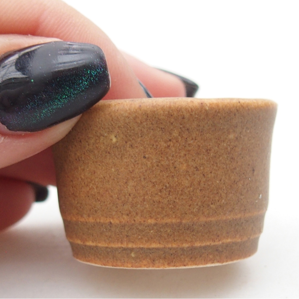 Mini bonsai miska 4 x 4 x 2 cm, barva hnědá