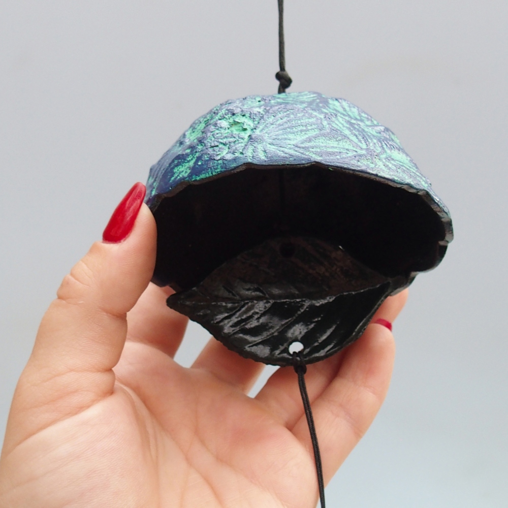 Kovový zvonek do větru, barva modrozelená