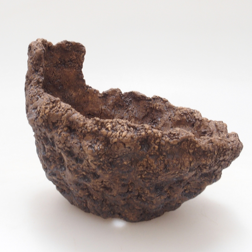 Keramická Skořápka  9 x 8 x 8,5 cm , barva hnědá