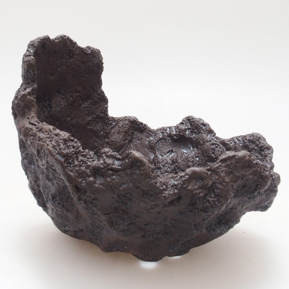Keramická Skořápka  9 x 7,5 x 9 cm , barva hnědá