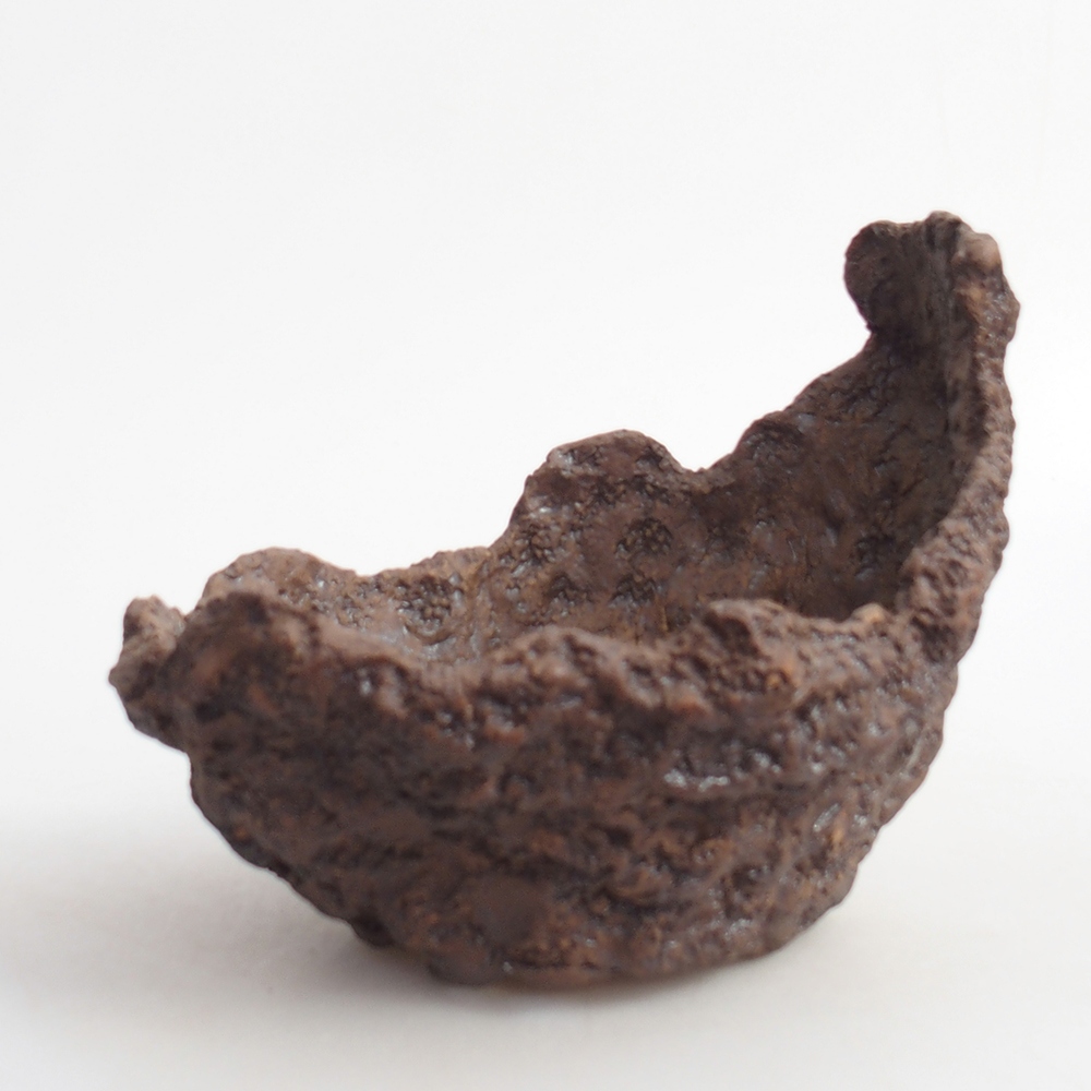 Keramická Skořápka 14 x 12 x 13 cm , barva hnědá