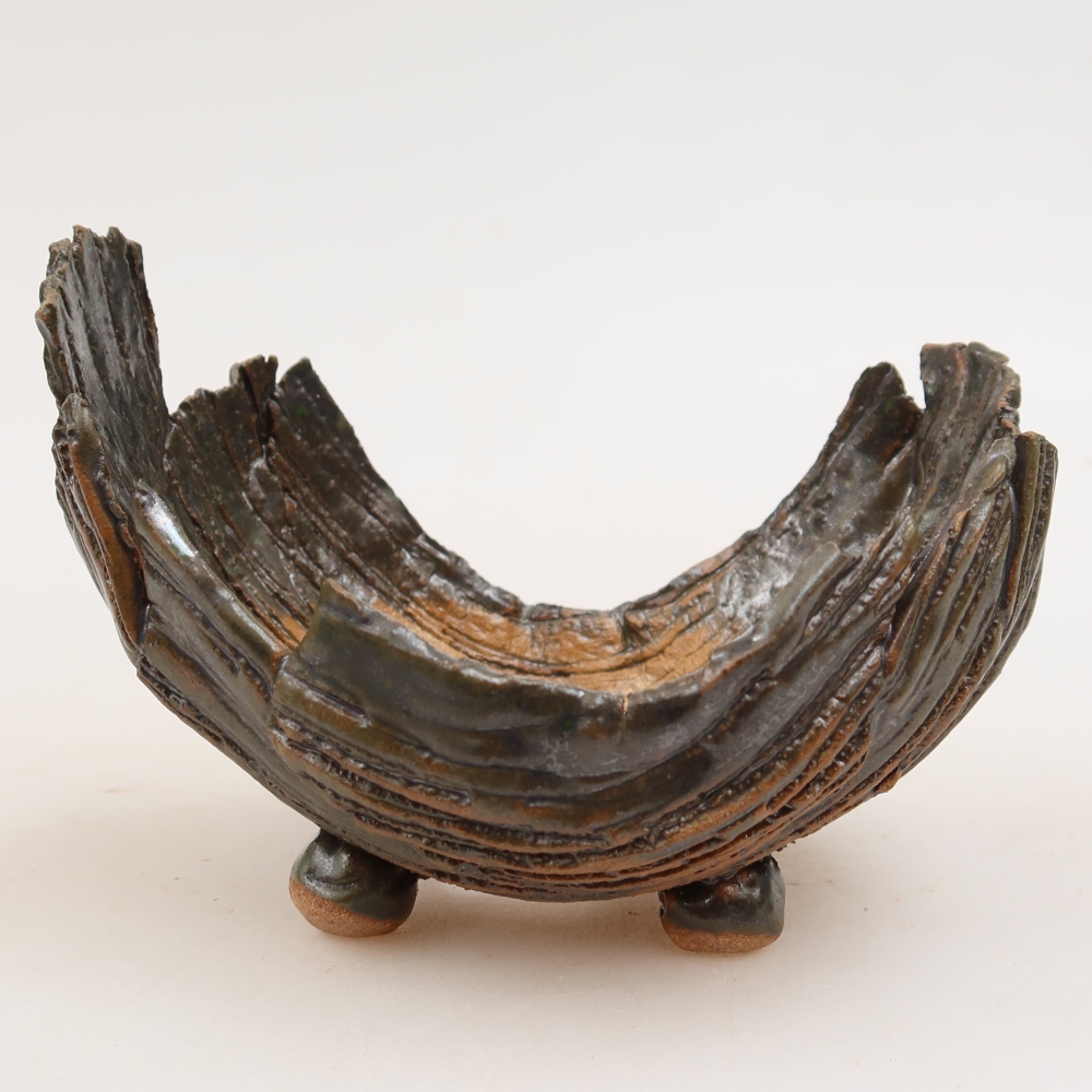 Keramická Skořápka  11,5 x 8 x 8 cm , barva hnědozelená