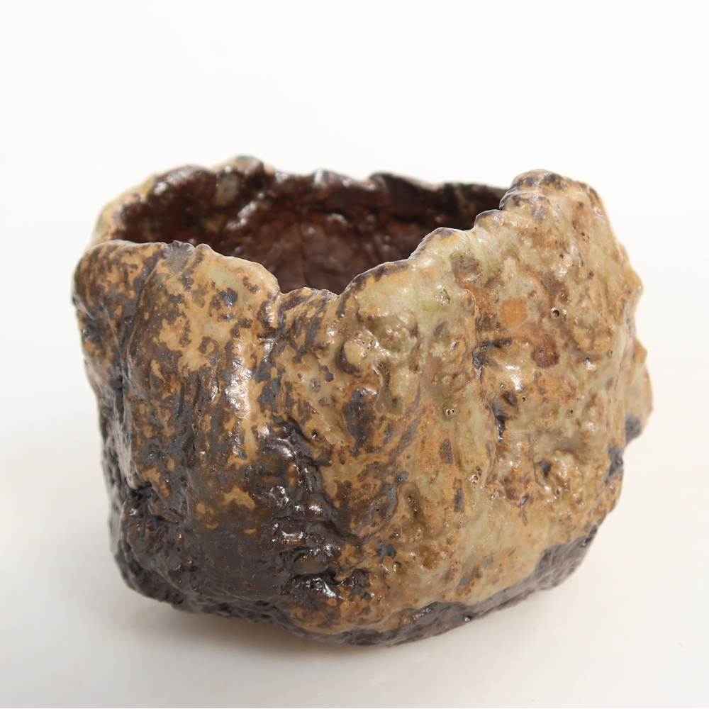 Keramická Skořápka  7,5 x 6,5 x 6 cm , barva hnědá