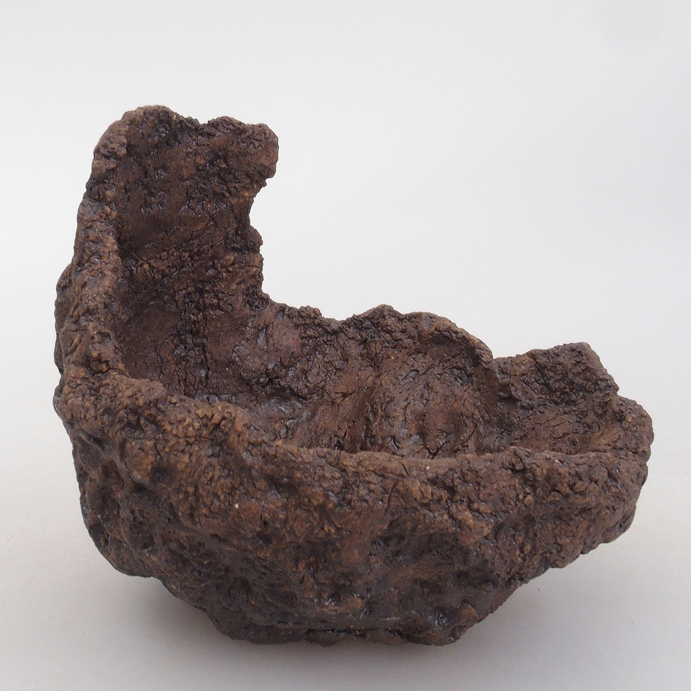 Keramická Skořápka  9 x 8 x 9,5 cm , barva hnědá