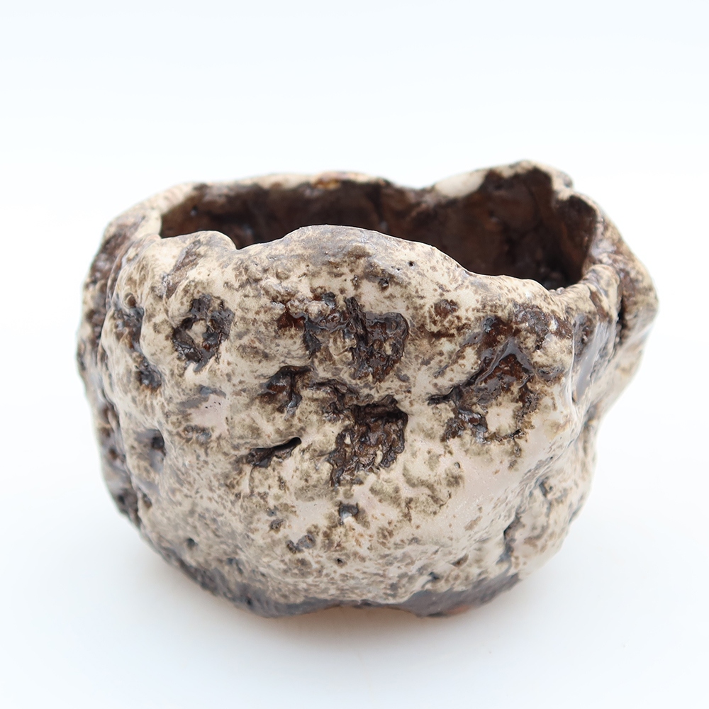 Keramická Skořápka  6,5 x 5,5 x 6 cm , barva hnědobíla