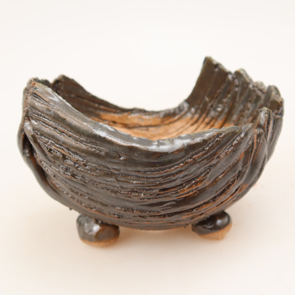 Keramická Skořápka  10 x 9,5 x 7 cm , barva hnědozelená
