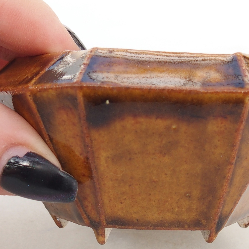 Keramická bonsai miska 8,5 x 8 x 4 cm, barva hnědá