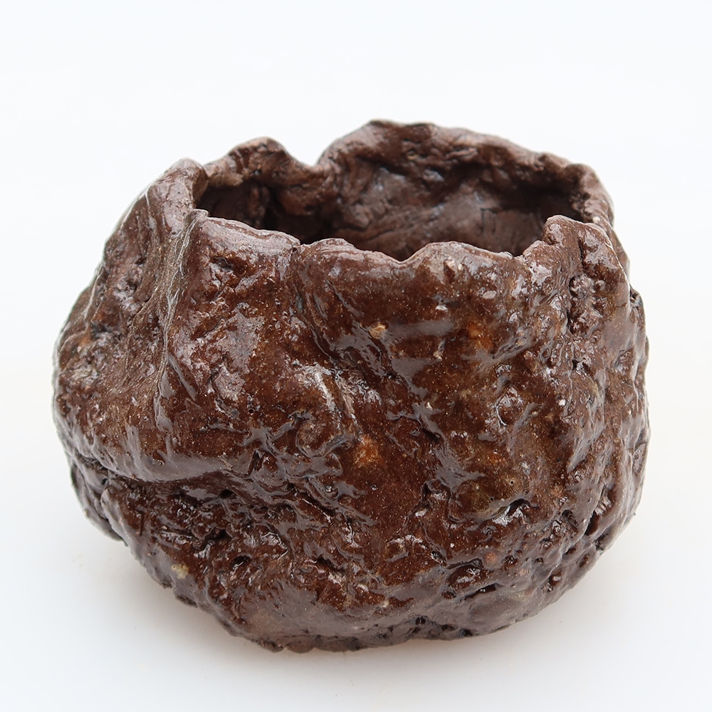Keramická Skořápka  5,5 x 5 x 5,5 cm , barva hnědá