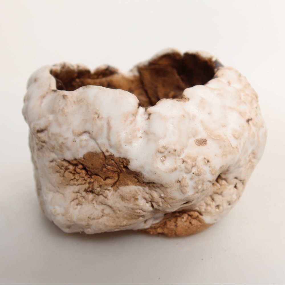 Keramická Skořápka  7,5 x 7 x 6 cm , barva bílá