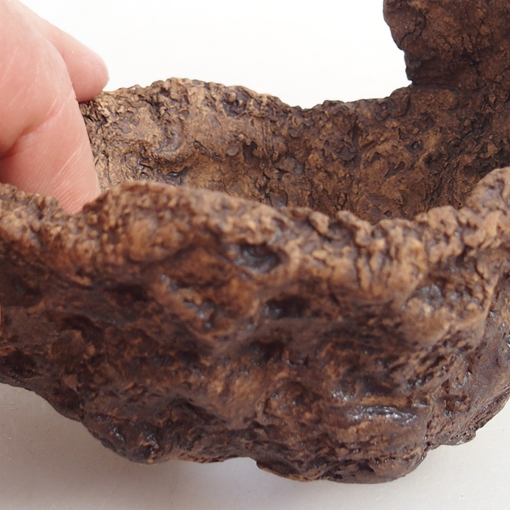 Keramická Skořápka 9,5 x 9 x 8,5 cm , barva hnědá