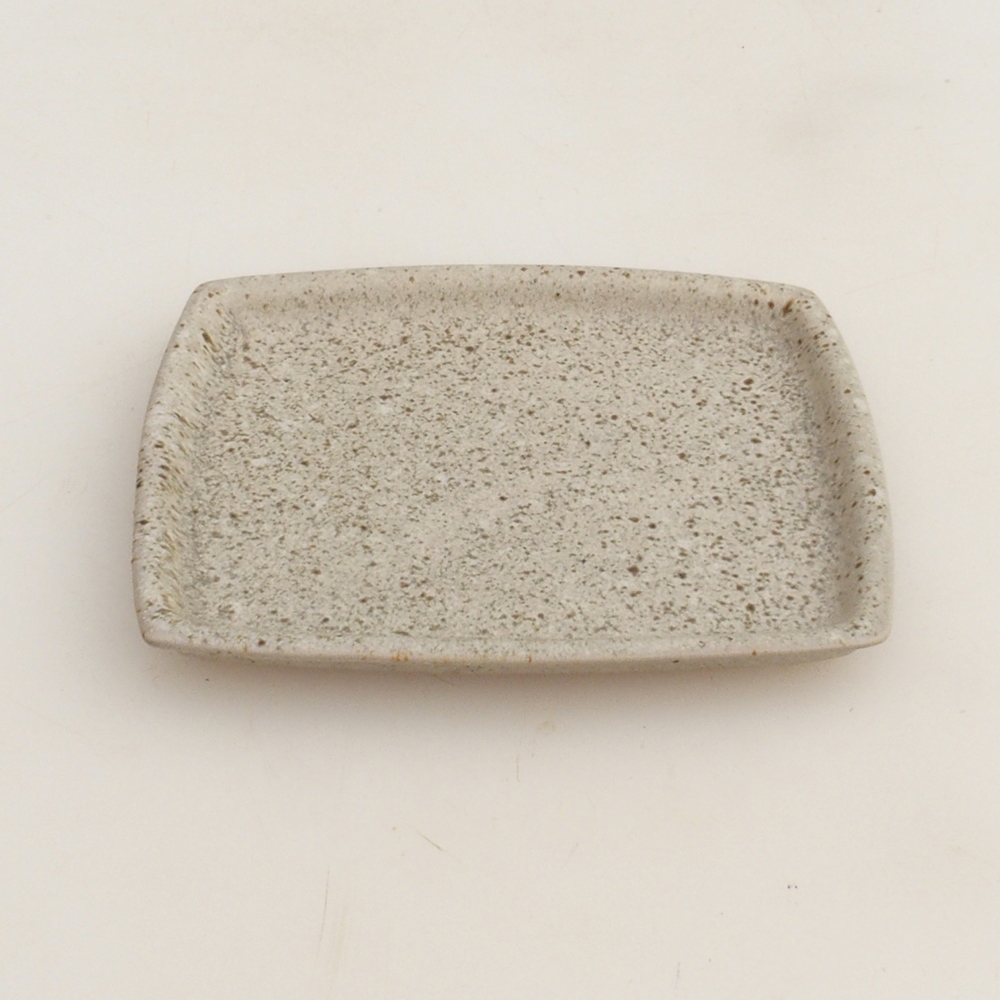 Keramická podmiska H11 - 11,5 x 9,5 x 1 cm  - béžová