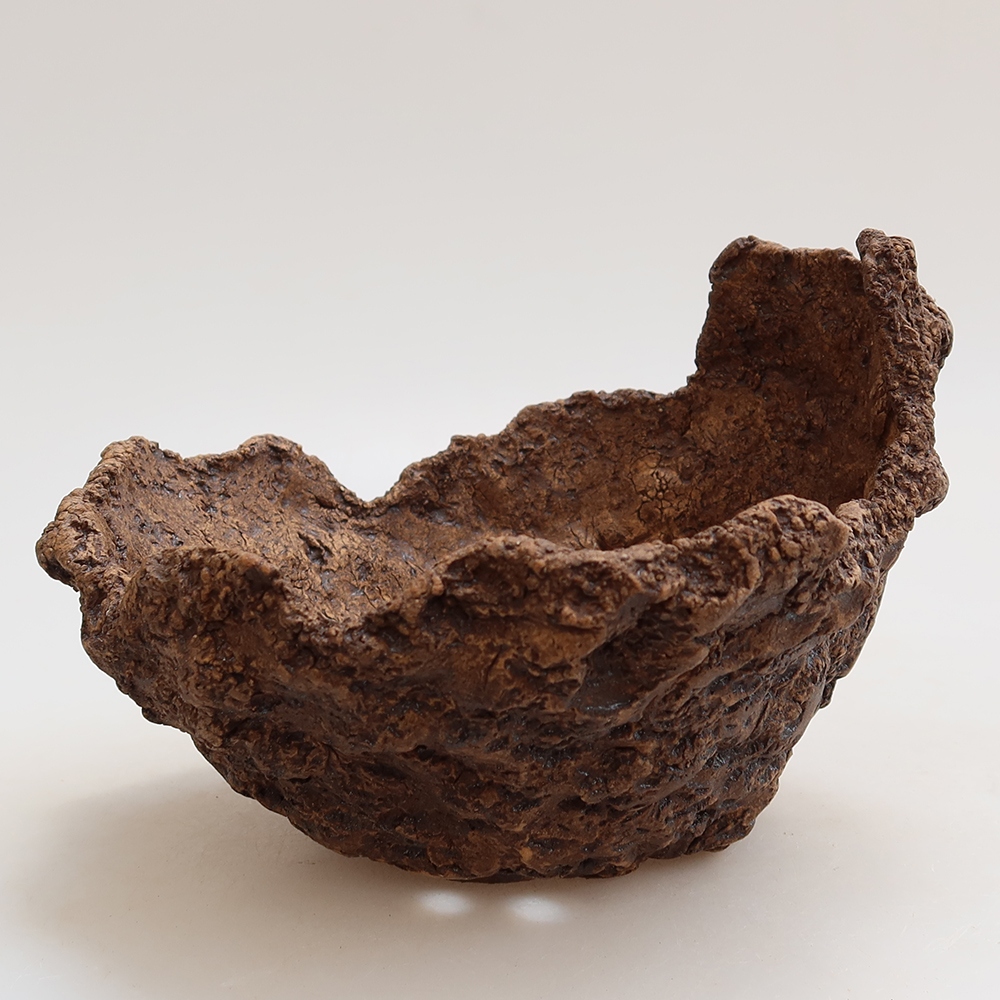 Keramická Skořápka 14,5 x 13 x 11,5 cm , barva hnědá