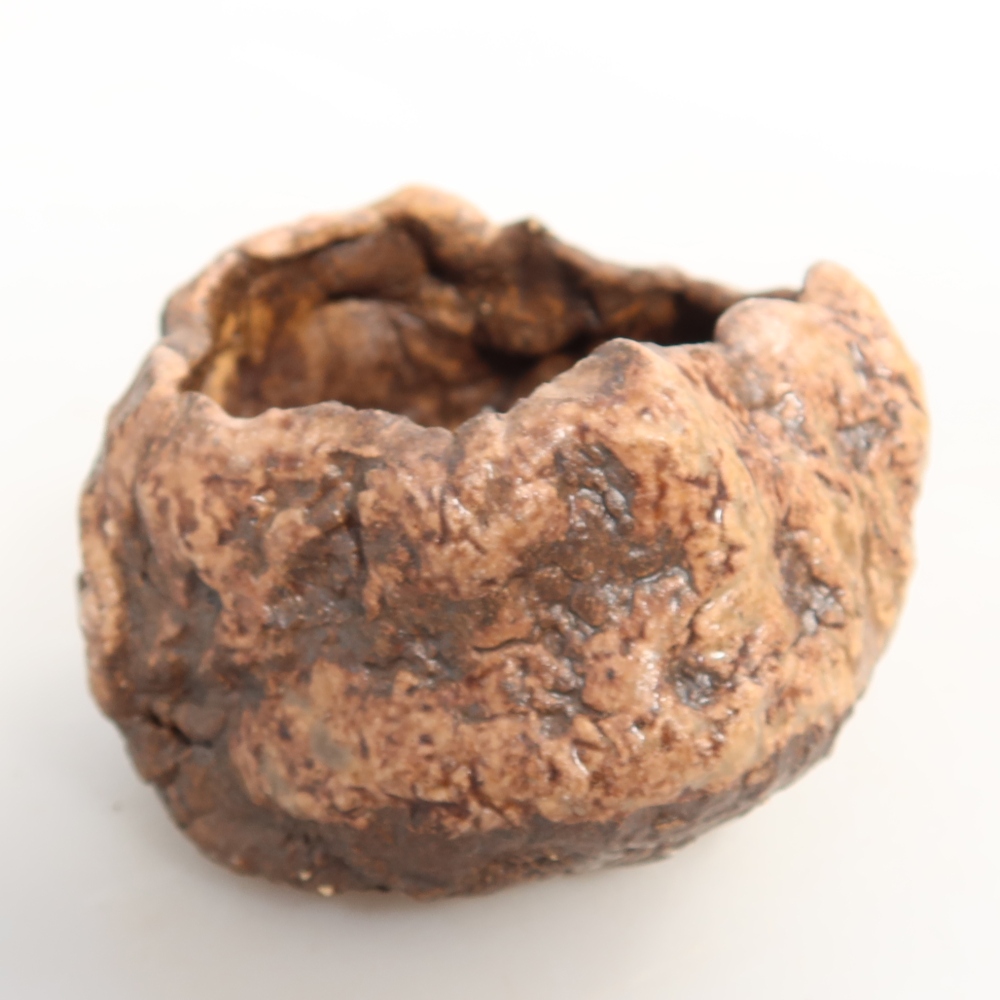 Keramická Skořápka  7 x 6 x 5 cm , barva hnědá