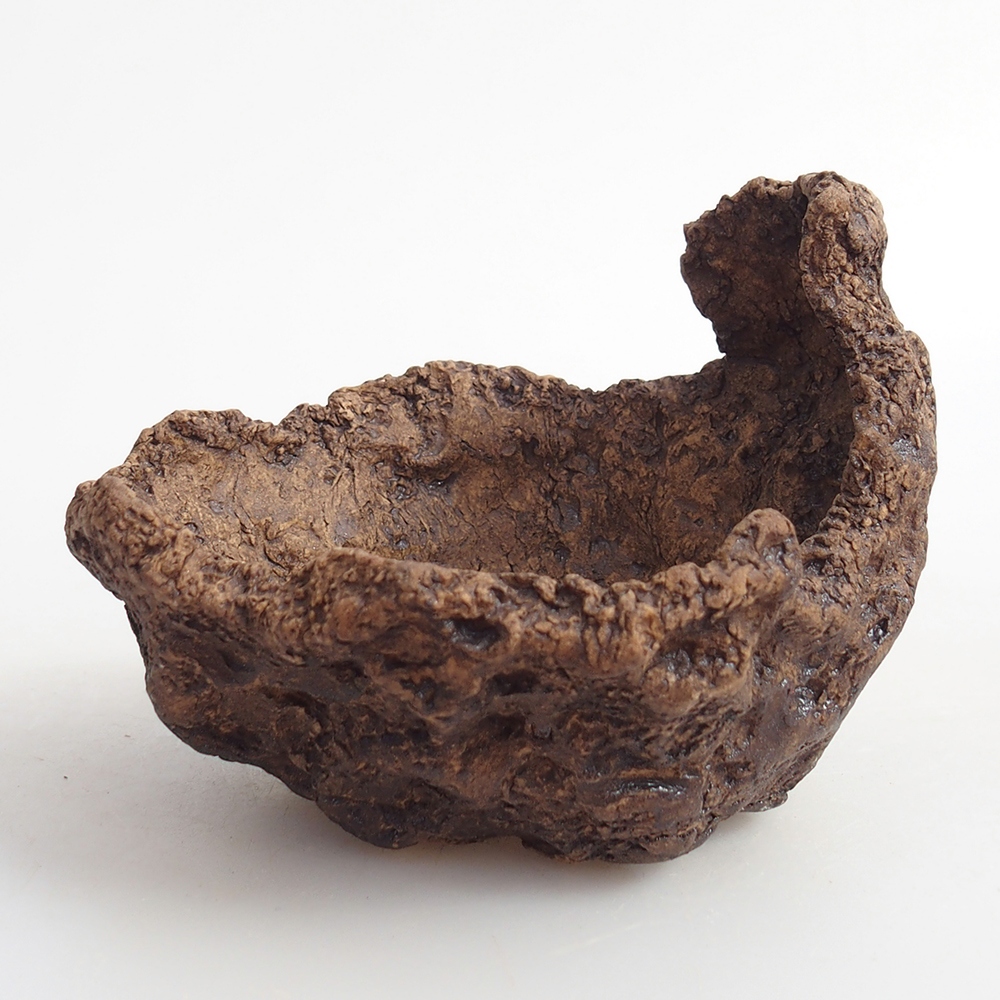 Keramická Skořápka 9,5 x 9 x 8,5 cm , barva hnědá