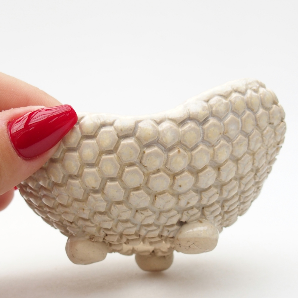 Keramická Skořápka  8,5 x 8,5 x 5 cm , barva béžová