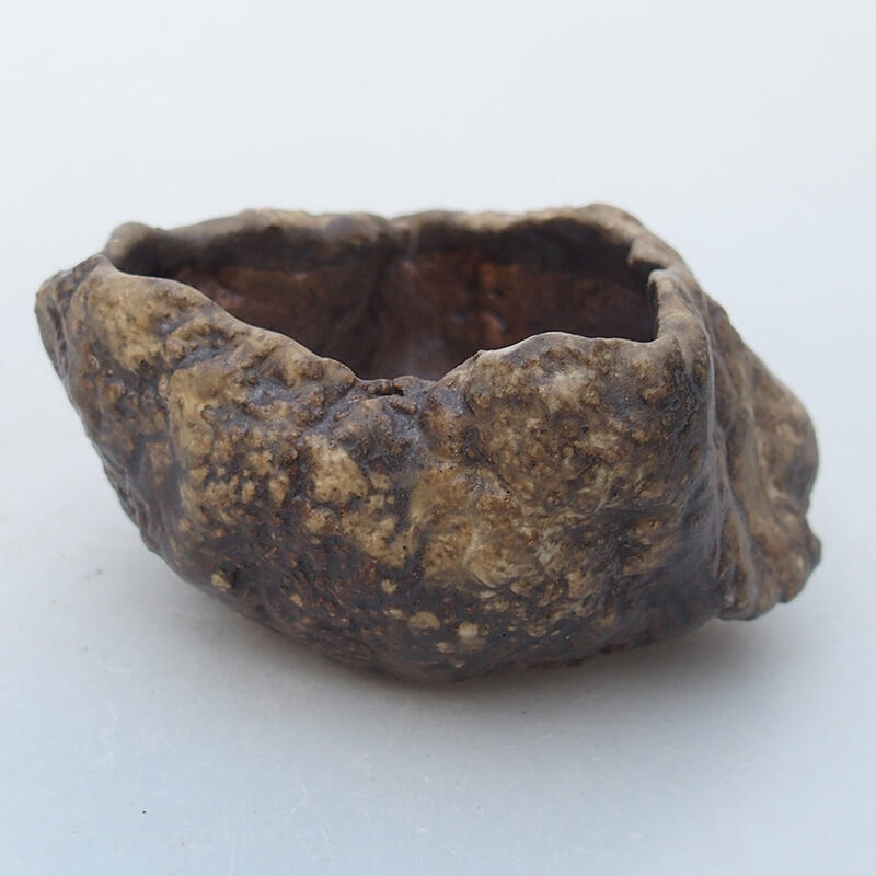 Keramická Skořápka  6 x 6 x 4,5 cm , barva béžová
