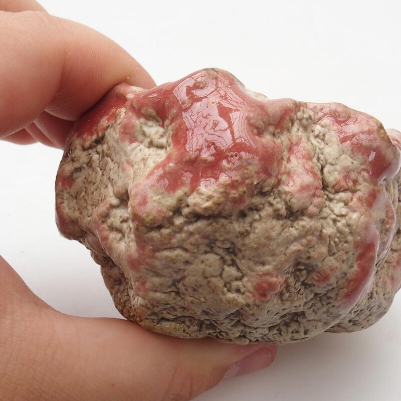 Keramická Skořápka  6 x 6 x 4 cm , barva červenobílá
