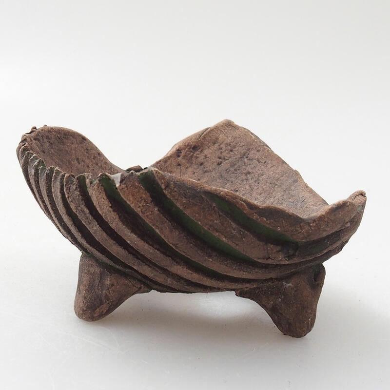 Keramická Skořápka  7 x 7 x 4 cm , barva zelená