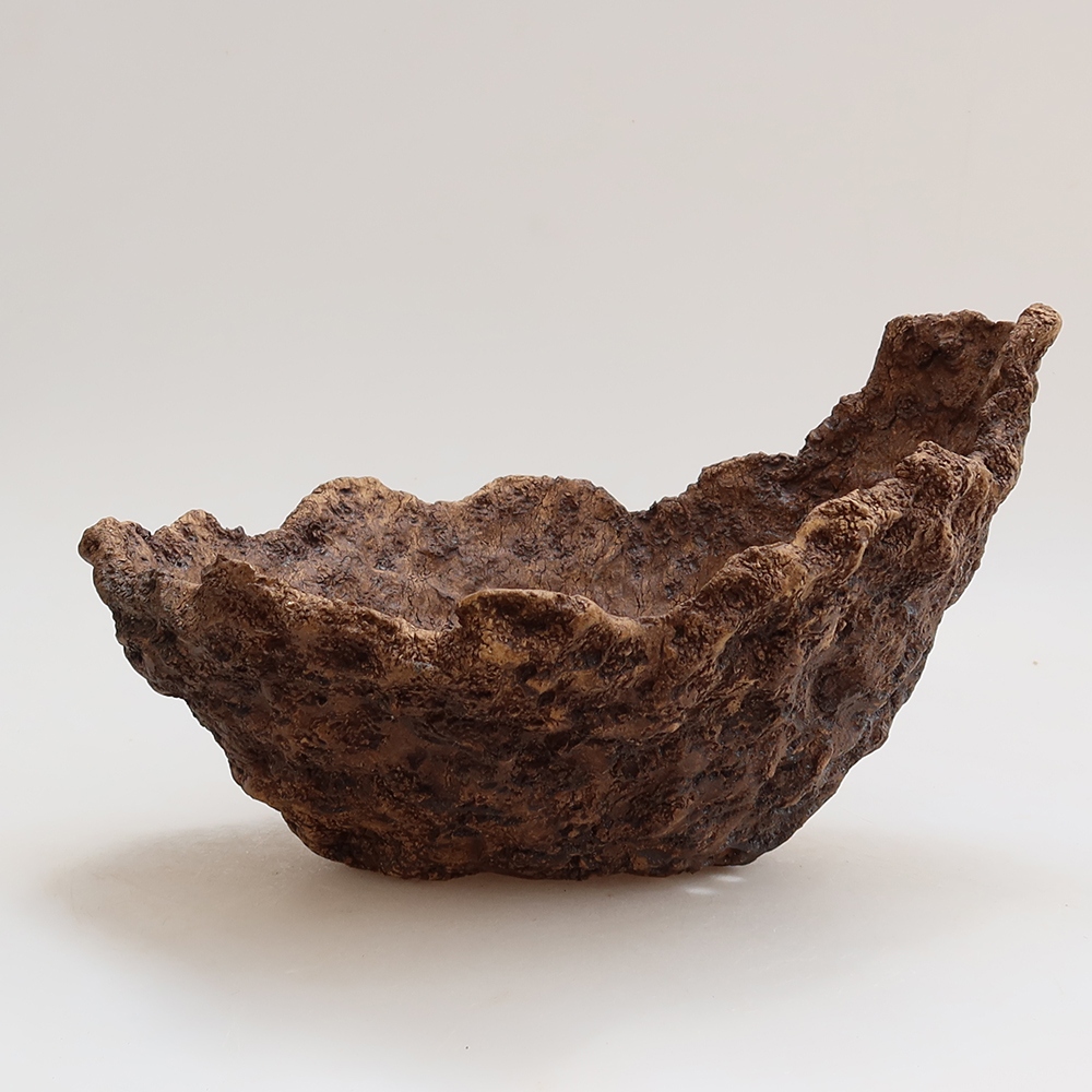 Keramická Skořápka 22,5 x 18 x 16 cm , barva hnědá