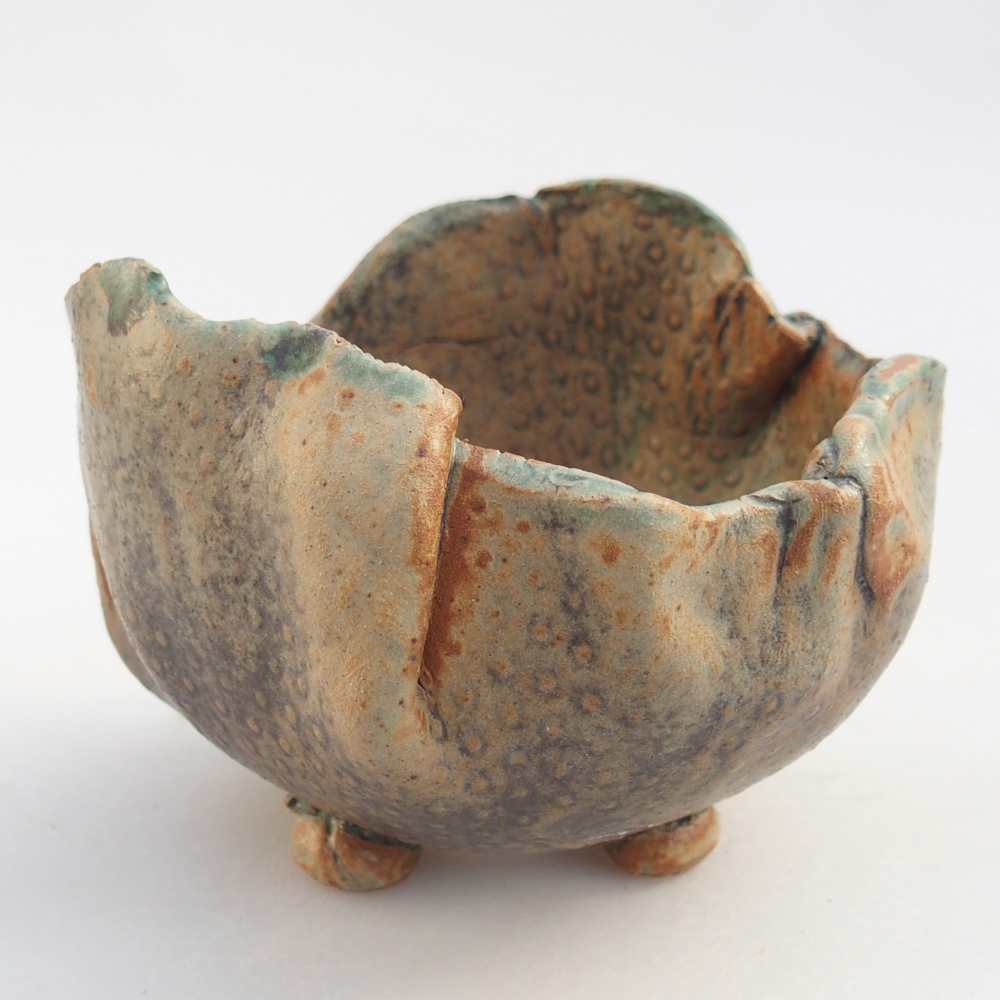 Keramická Skořápka 9,5 x 8,5 x 7,5 cm , barva hnědozelená