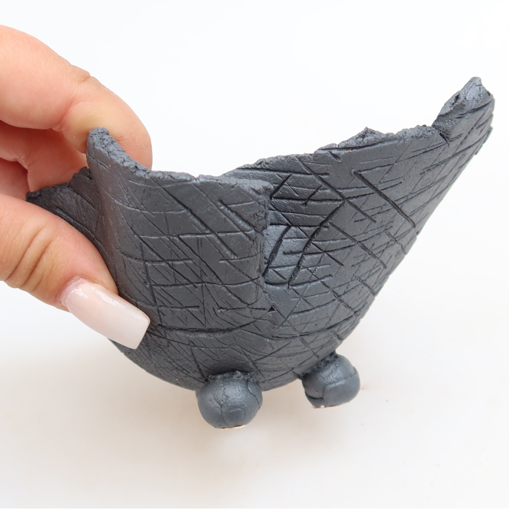 Keramická Skořápka  12,5 x 11 x 7,5 cm , barva kovová