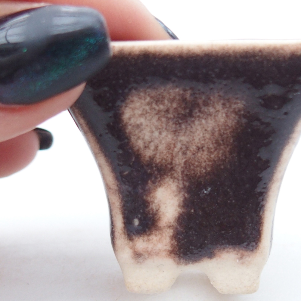 Mini bonsai miska 4 x 4 x 3,5 cm, barva hnědá