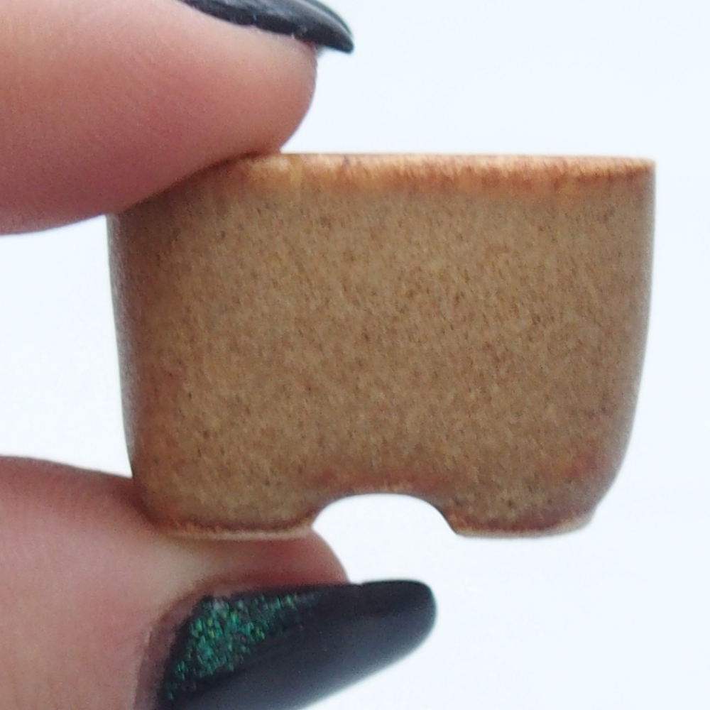 Mini bonsai miska 2,5 x 2,5 x 1,5 cm, barva hnědá