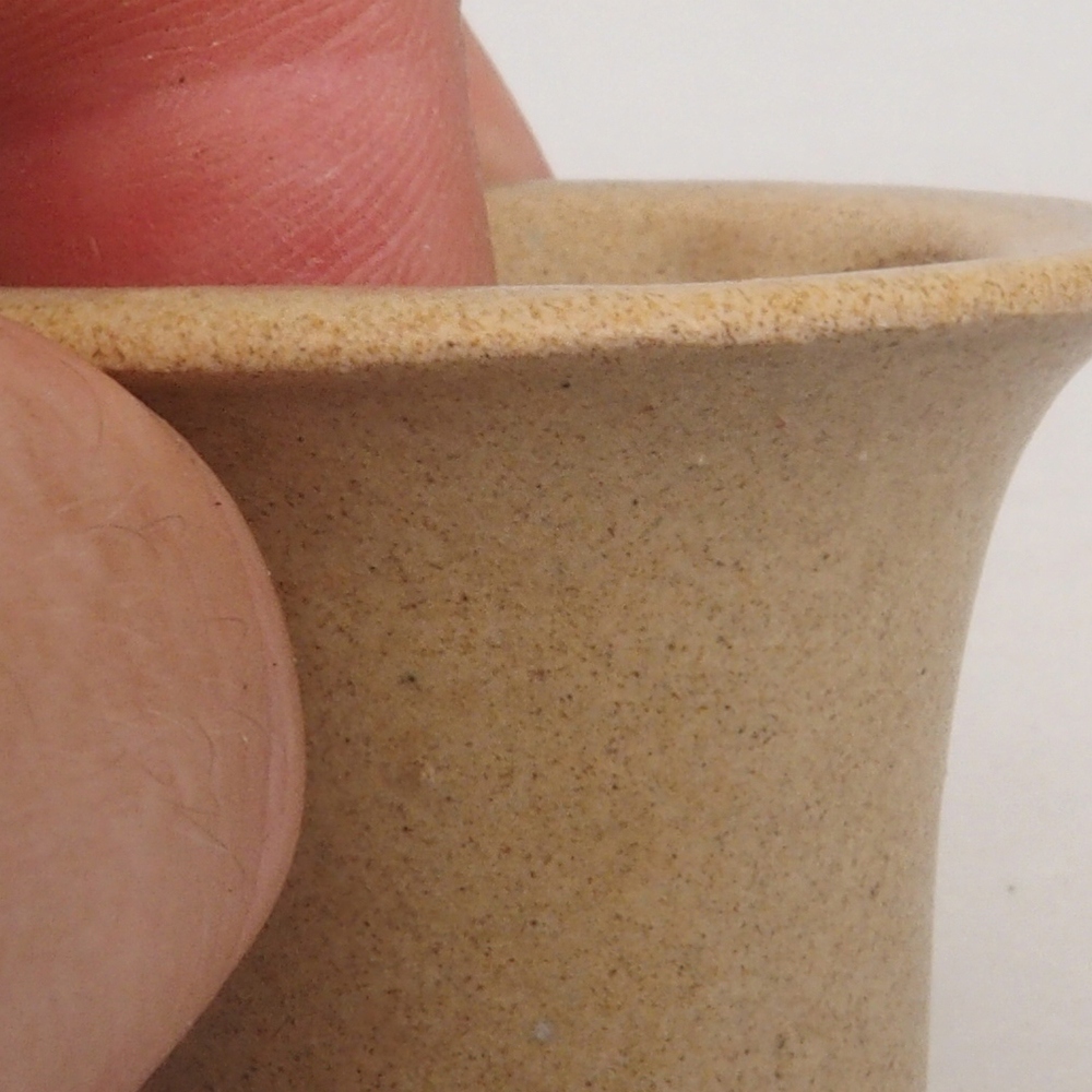 Mini bonsai miska 4 x 4 x 4 cm, barva hnědá
