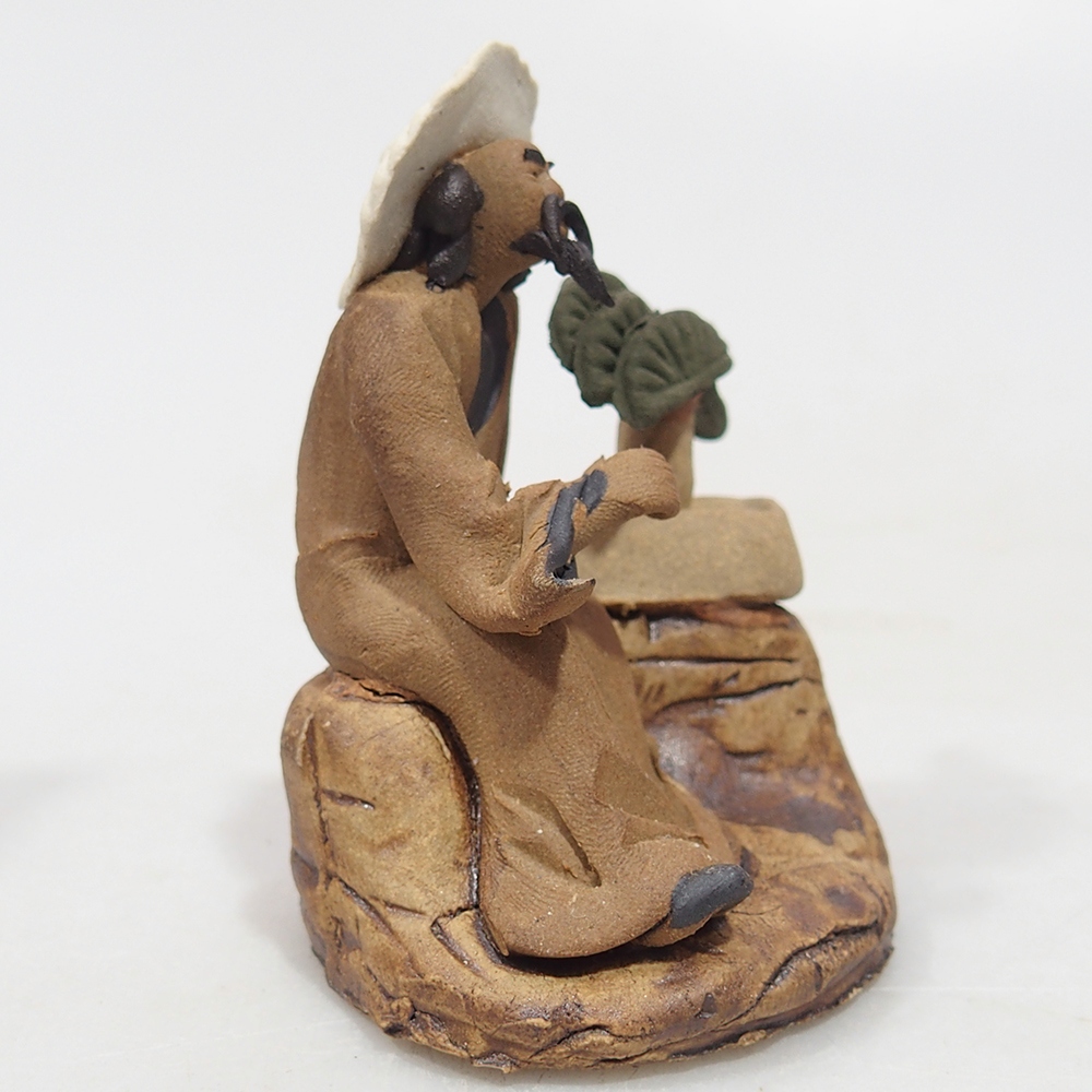 Keramická figurka - Bonsajista