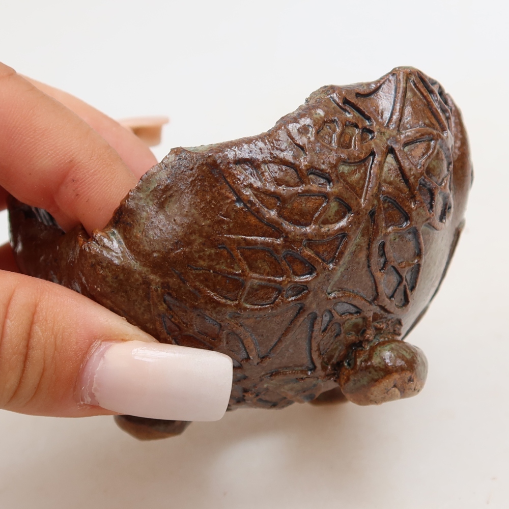 Keramická Skořápka  8,5 x 8,5 x 6 cm , barva hnědozelená