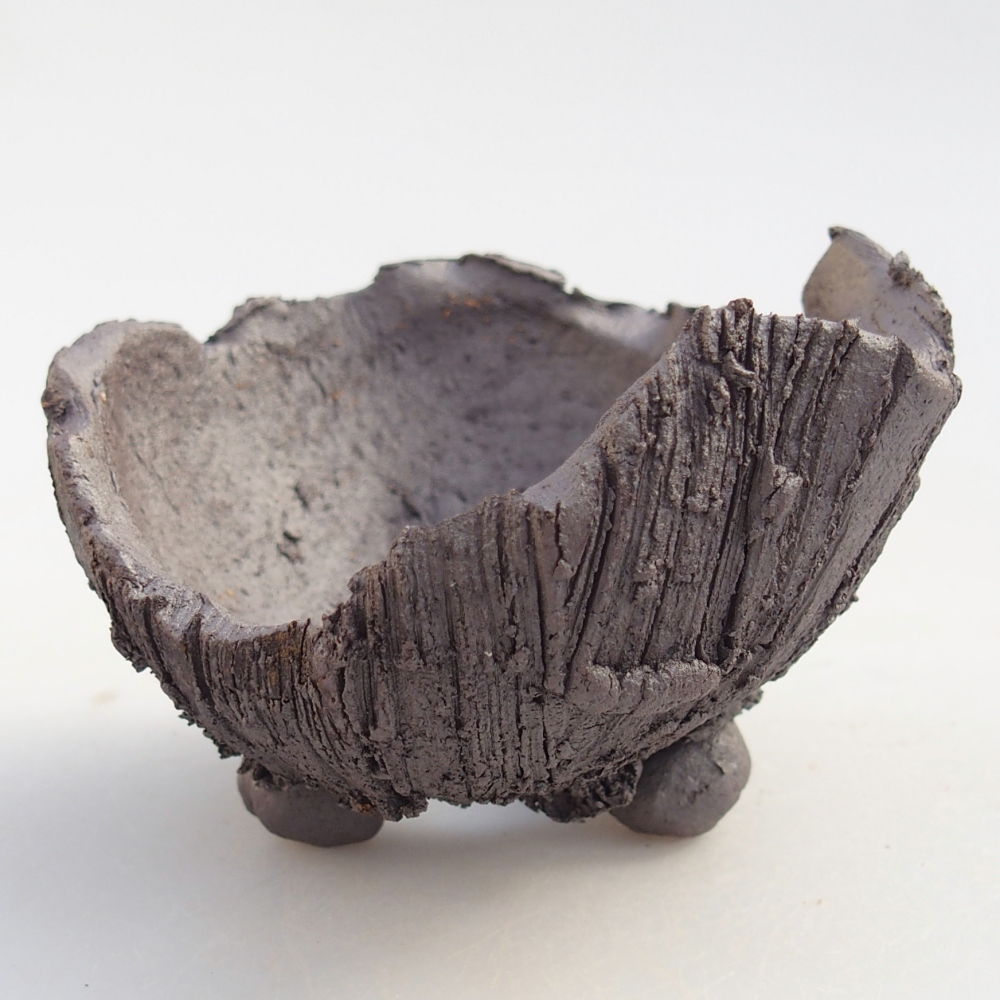 Keramická Skořápka 8,5 x 8 x 5,5 cm , barva kovová