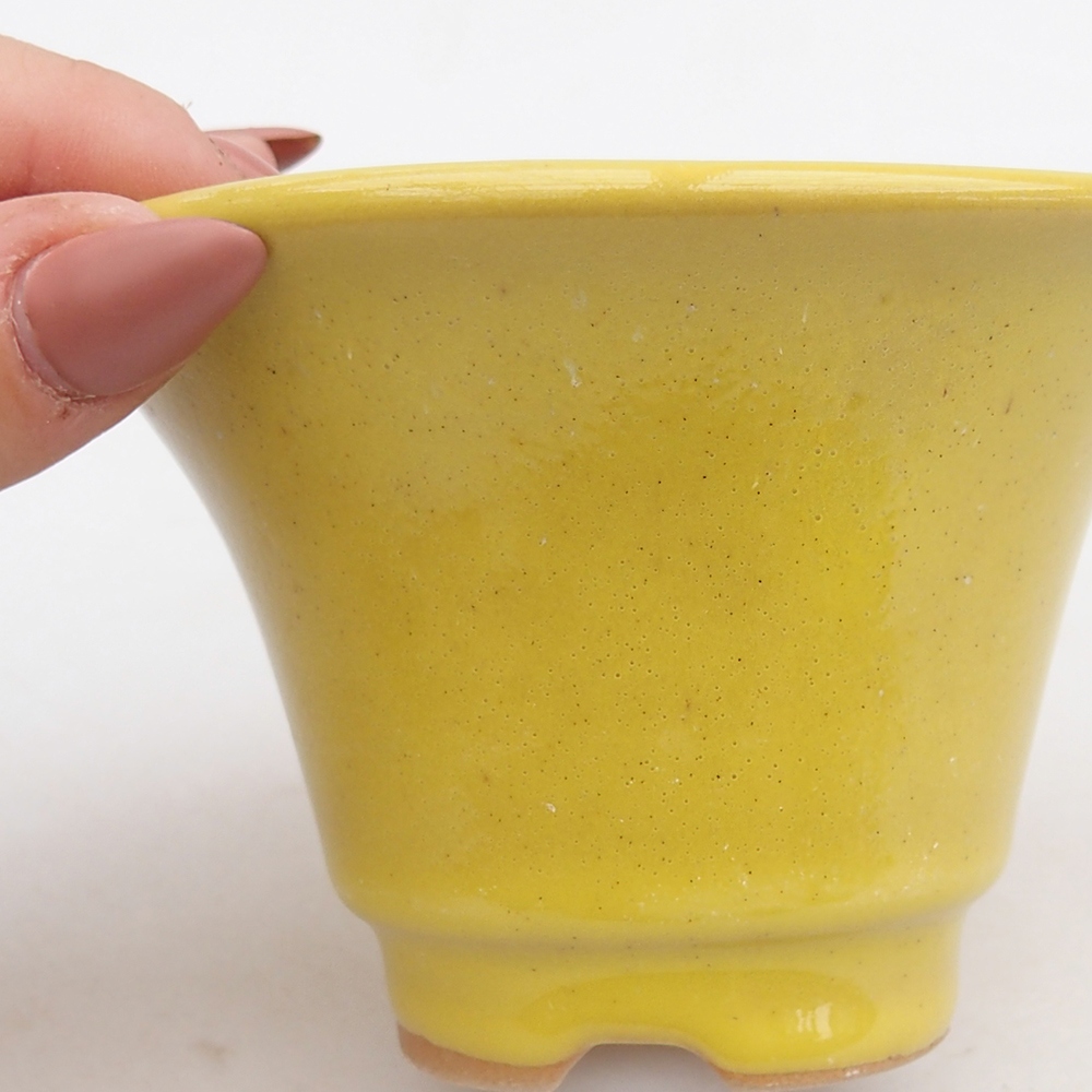 Keramická bonsai miska 10,5 x 10,5  x 7 cm, barva žlutá