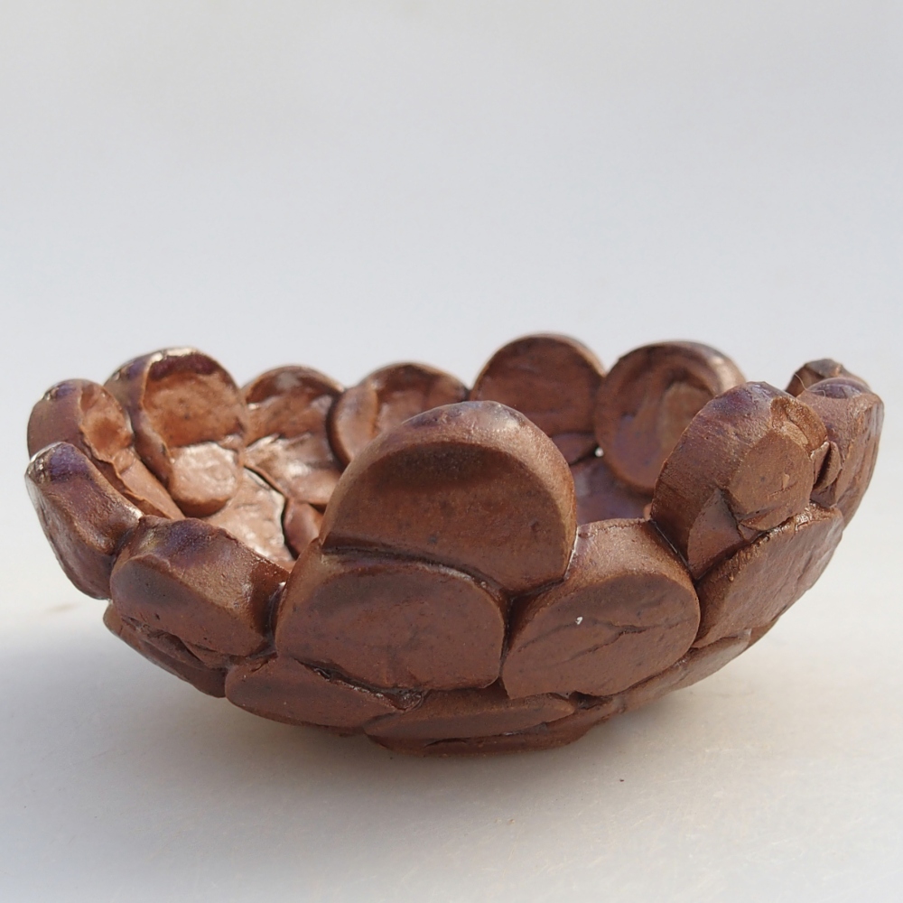 Keramická Skořápka 8,5 x 8,5 x 4 cm , barva hnědá