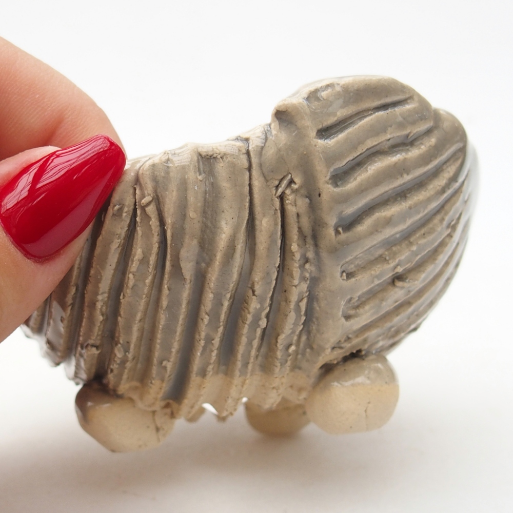 Keramická Skořápka  8,5 x 8 x 5 cm , barva béžová